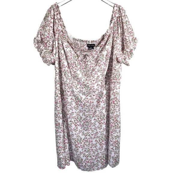 City Chic Floral Print Sweetheart Neckline Smocked Back Mini Dress in Cream - Picture 1 of 10